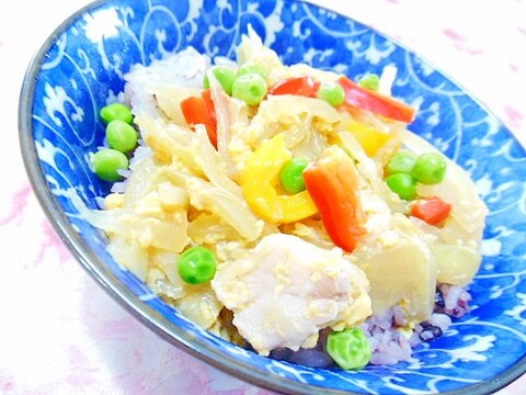 ダシダde❤鶏ささみと玉葱の彩り・卵丼❤